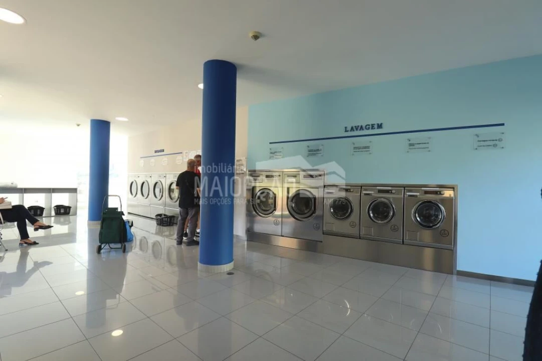 Loja para Trespasse em Sé, Santa Maria e Meixedo Foto 6