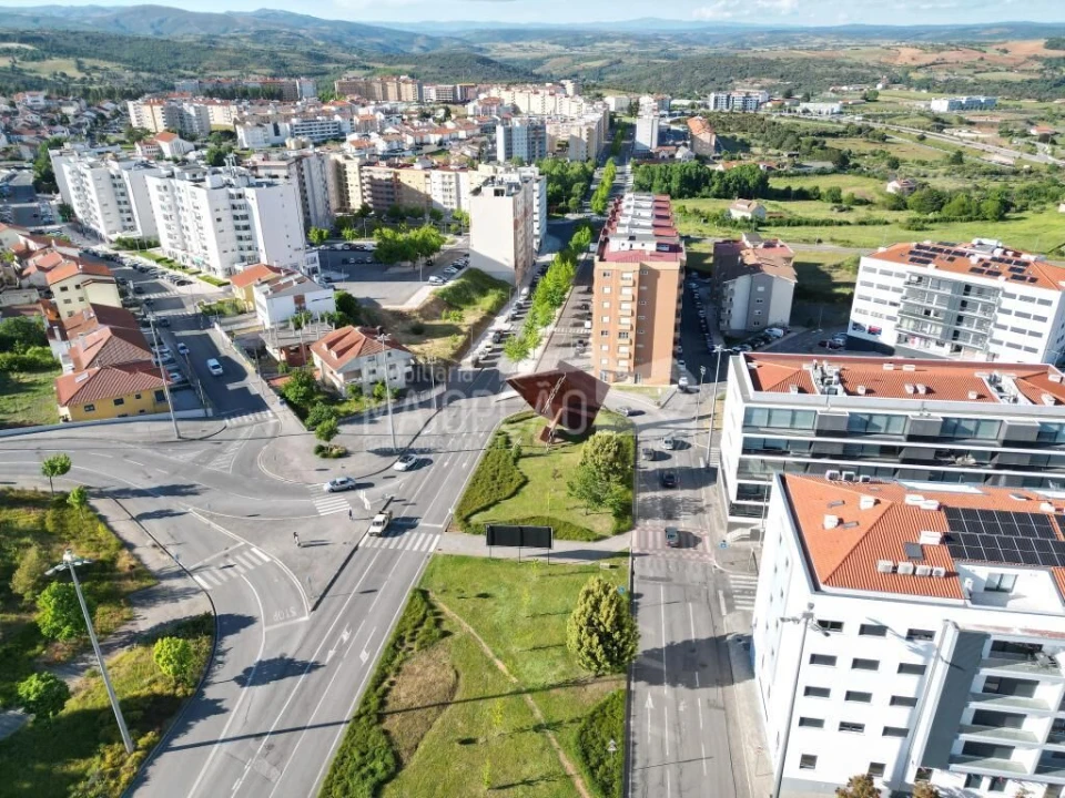 Loja para Trespasse em Sé, Santa Maria e Meixedo Foto 8