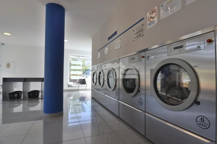 Loja para Trespasse em Sé, Santa Maria e Meixedo Foto 1