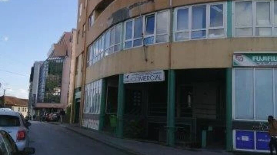 Loja para Venda em Gondomar (São Cosme), Valbom e Jovim