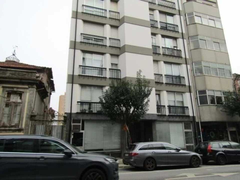 Loja para Venda em Cedofeita, Santo Ildefonso, Sé, Miragaia, São Nicolau e Vitória Foto 1