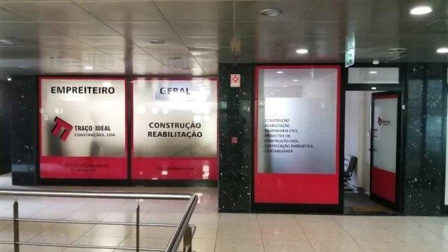 Loja para Venda em Gondomar (São Cosme), Valbom e Jovim