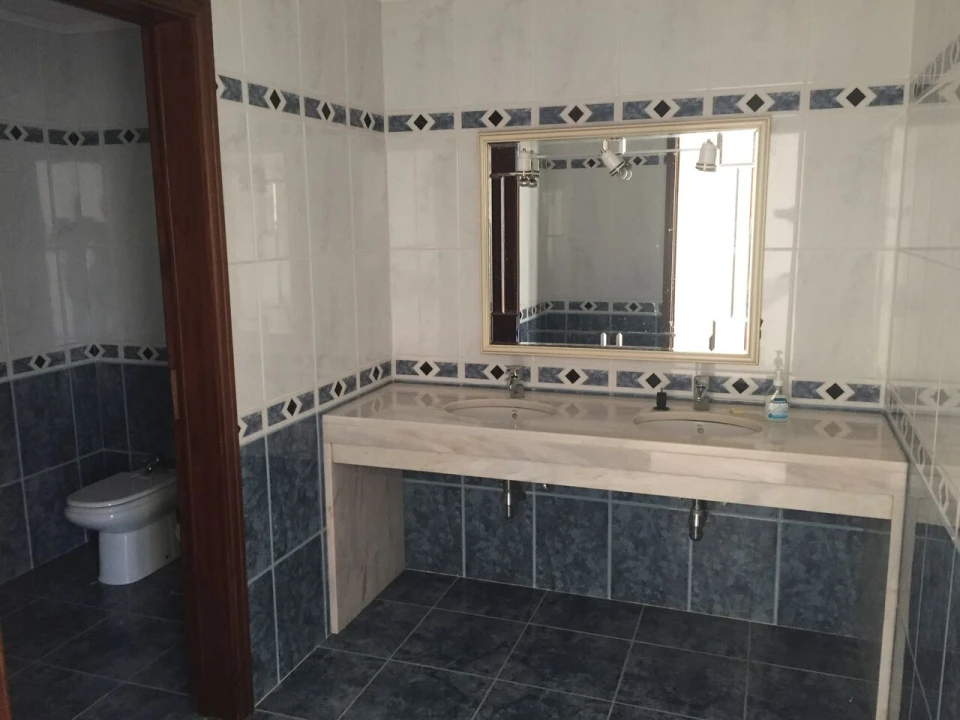 Moradia T6 para Venda em Queluz e Belas Foto 14