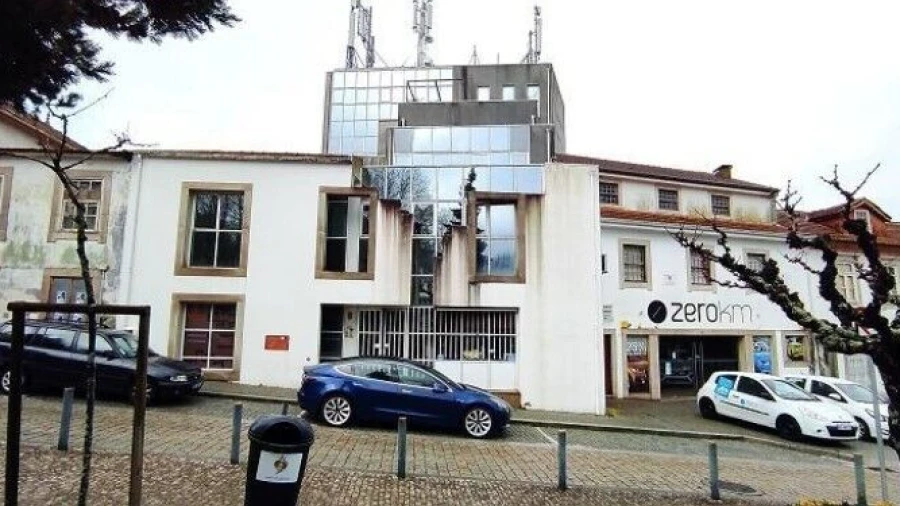 Loja para Venda em Gondomar (São Cosme), Valbom e Jovim