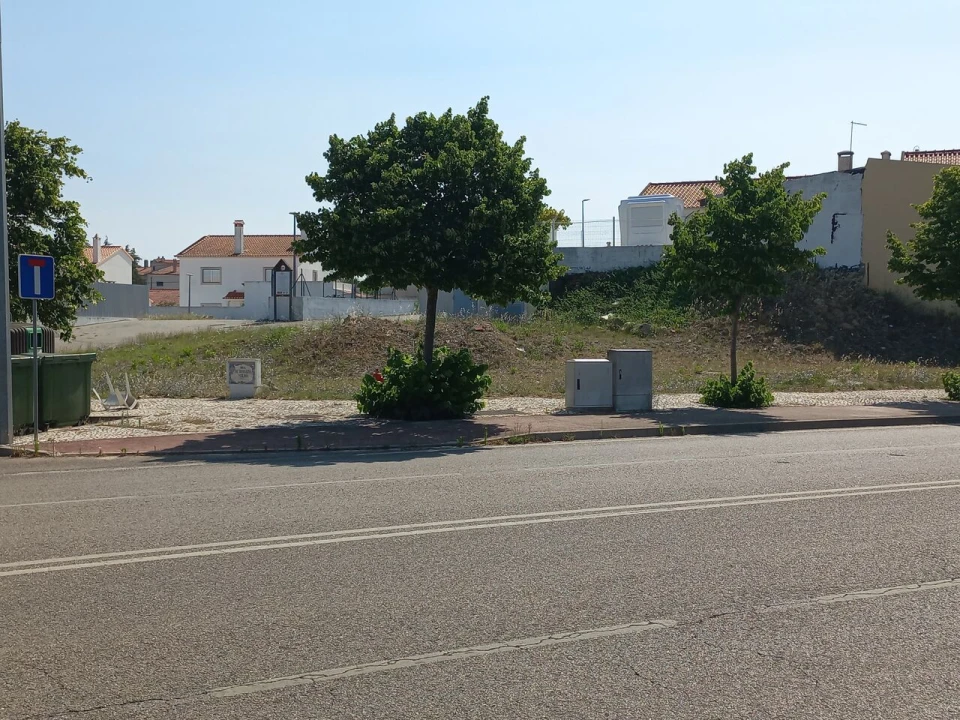 Terreno para Venda em Achete, Azoia de Baixo e Póvoa de Santarém Foto 4