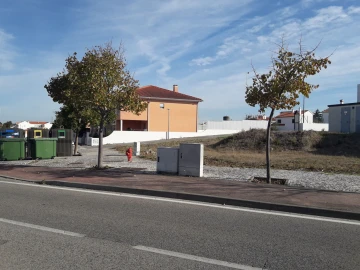 Terreno para Venda em Achete, Azoia de Baixo e Póvoa de Santarém