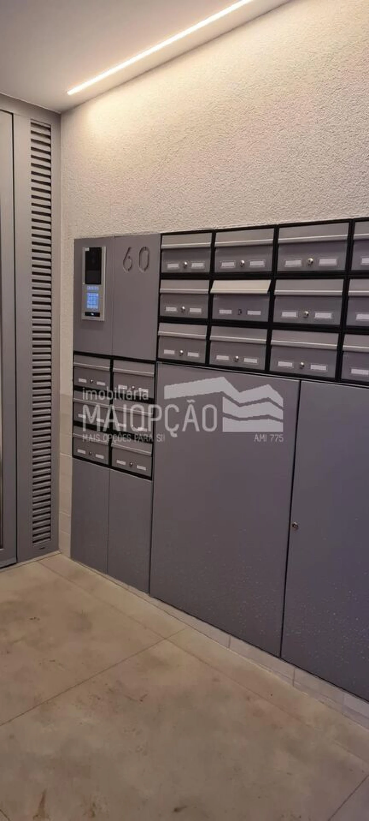 Apartamento T2 para Venda em Mafamude e Vilar do Paraíso Foto 8