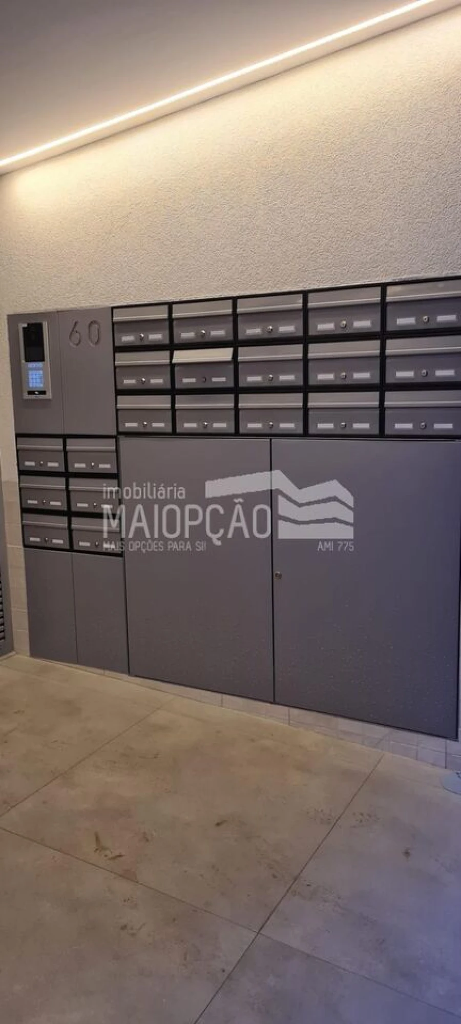 Apartamento T2 para Venda em Mafamude e Vilar do Paraíso Foto 6