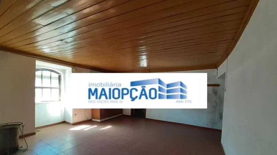 Moradia T3 para Venda em Romãs, Decermilo e Vila Longa