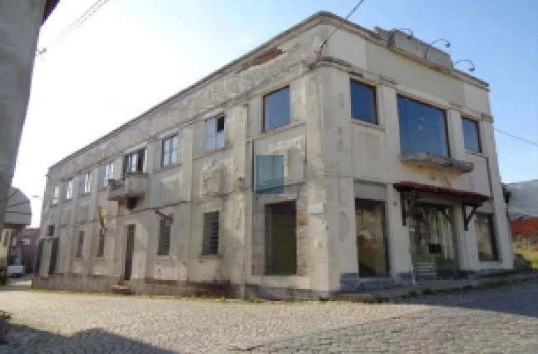 Loja para Venda em Ovoa e Vimieiro Foto 2