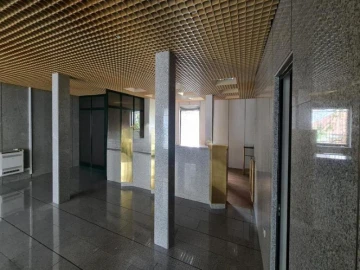 Loja para Venda em Freixo de Espada a Cinta e Mazouco