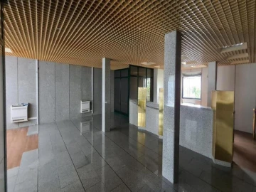 Loja para Venda em Freixo de Espada a Cinta e Mazouco
