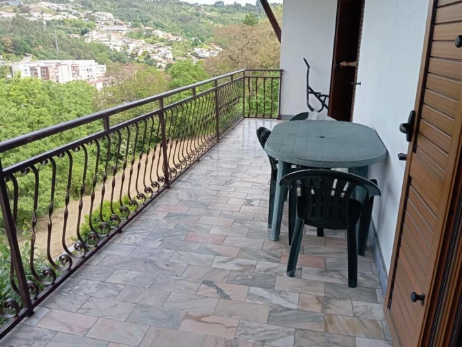 Moradia T4 para Venda em Amarante (São Gonçalo), Madalena, Cepelos e Gatão Foto 6