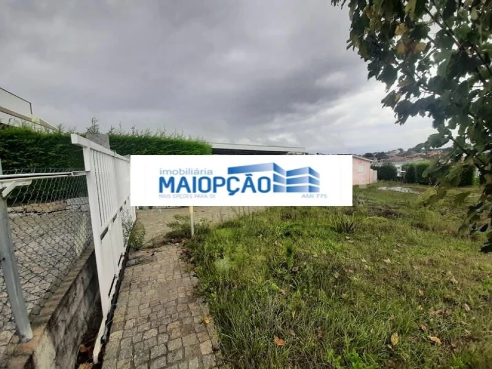 Moradia T2 para Venda em Oliveira de Frades, Souto de Lafões e Sejães Foto 1