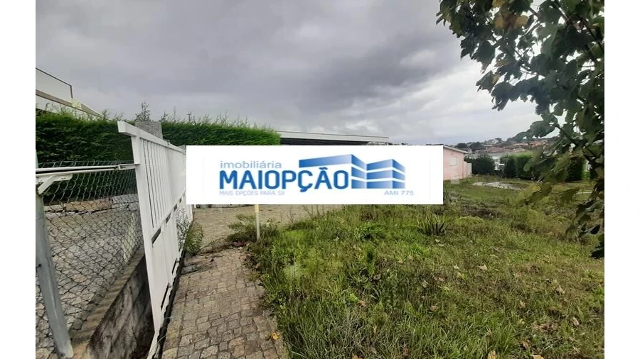 Moradia T2 para Venda em Oliveira de Frades, Souto de Lafões e Sejães