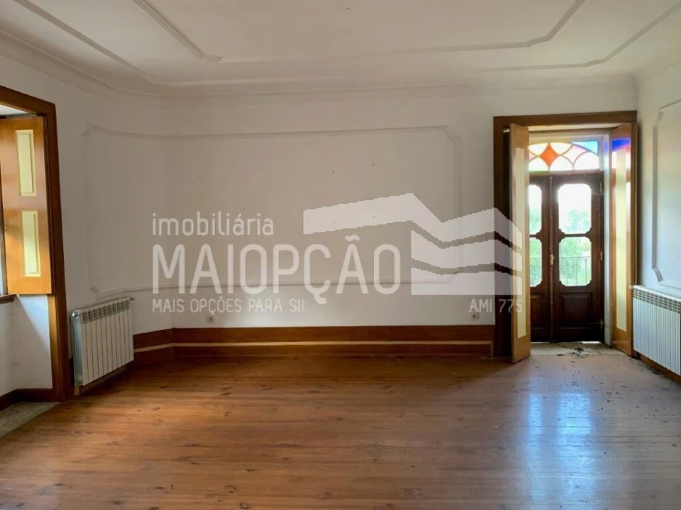 Prédio para Venda em Santa Cruz da Trapa e São Cristóvão de Lafões Foto 21