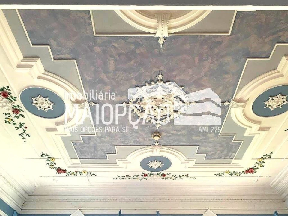 Prédio para Venda em Santa Cruz da Trapa e São Cristóvão de Lafões Foto 29