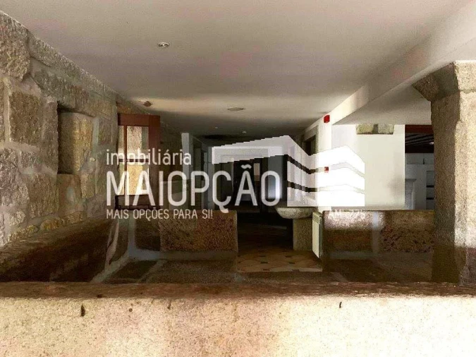 Prédio para Venda em Santa Cruz da Trapa e São Cristóvão de Lafões Foto 6