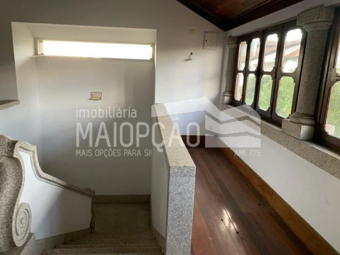 Prédio para Venda em Santa Cruz da Trapa e São Cristóvão de Lafões Foto 25