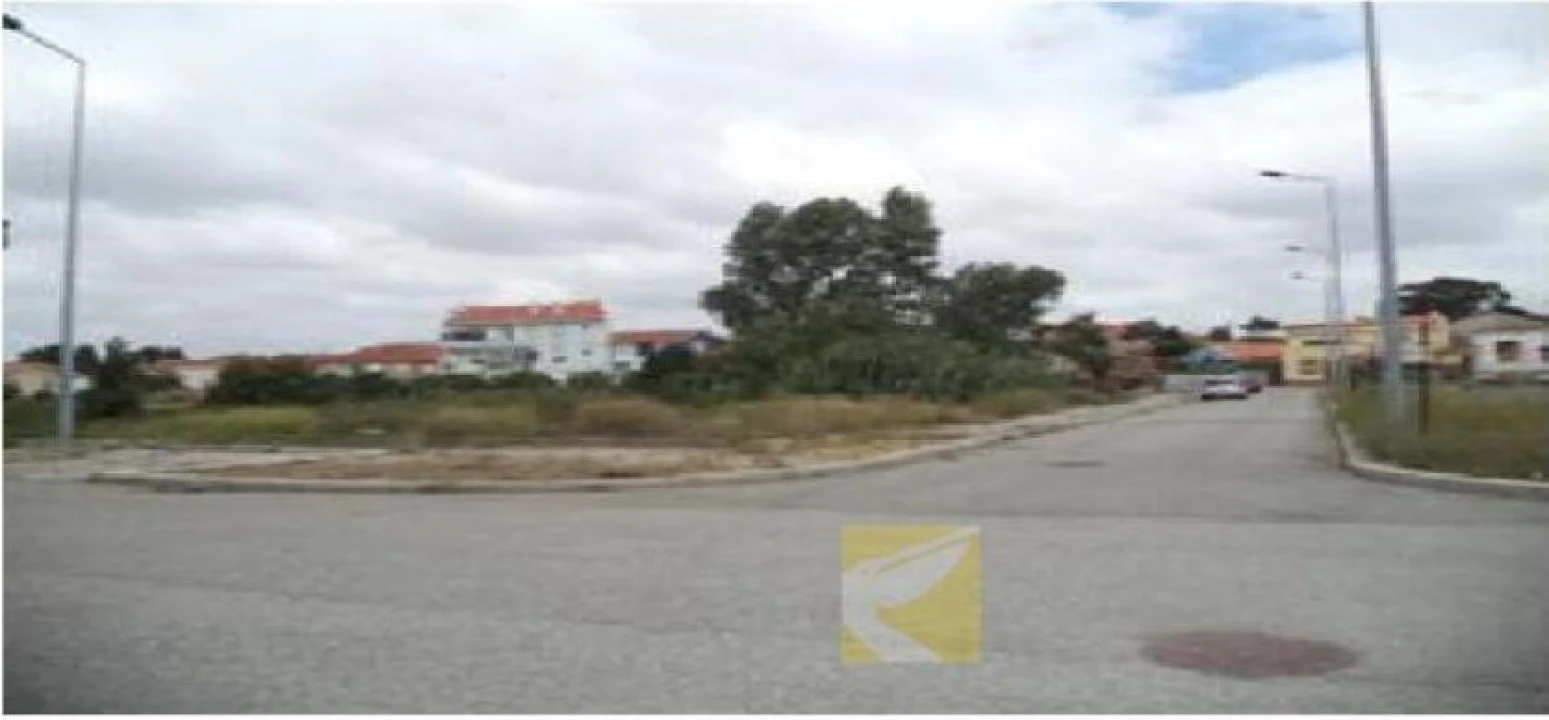 Terreno para Venda em Santa Marinha e São Pedro da Afurada Foto 2