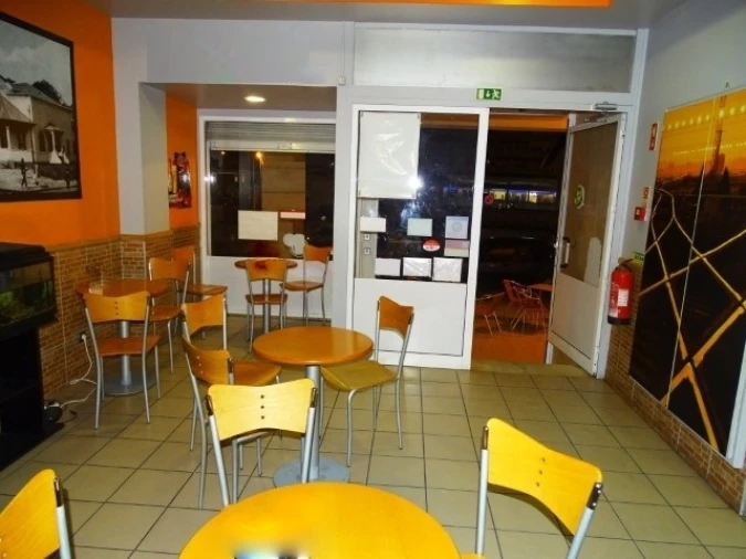 Loja para Venda em Nossa Senhora do Pópulo, Coto e São Gregório