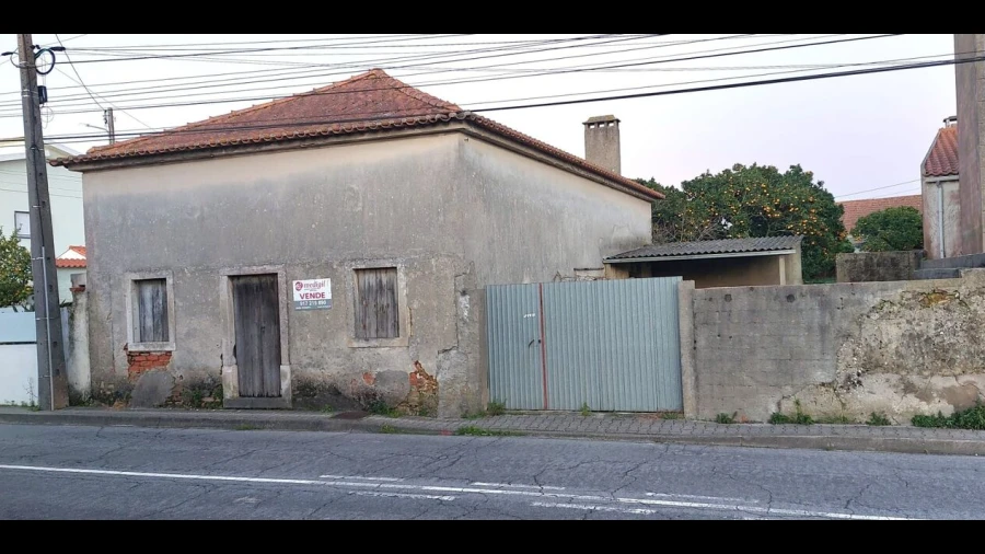 Moradia T2 para Venda em Monte Real e Carvide