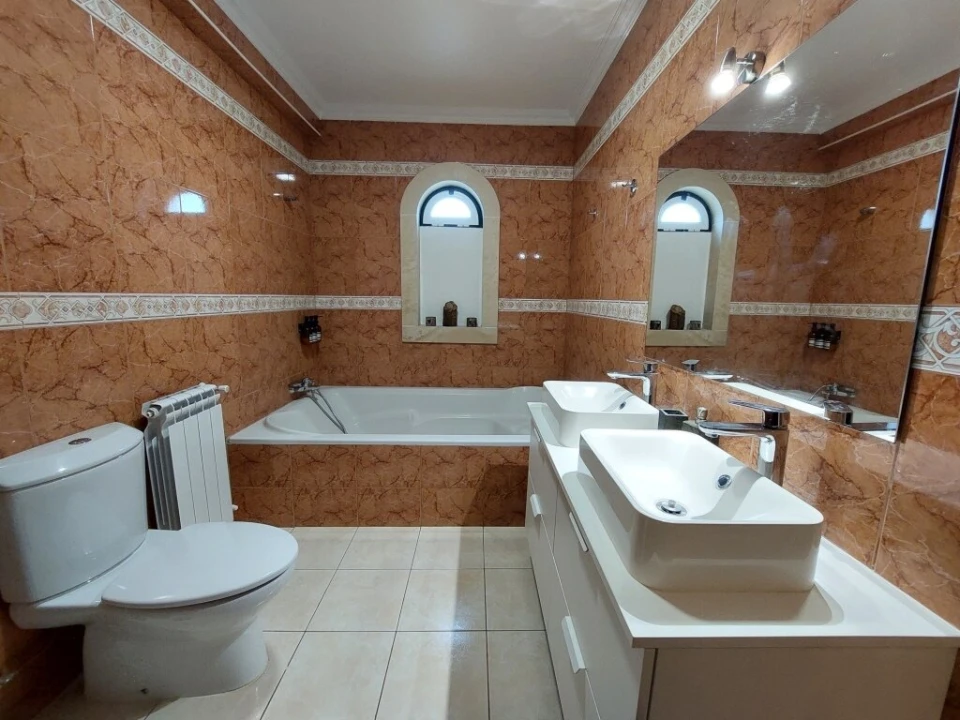 Moradia T4 para Venda em Alcobaça e Vestiaria Foto 36