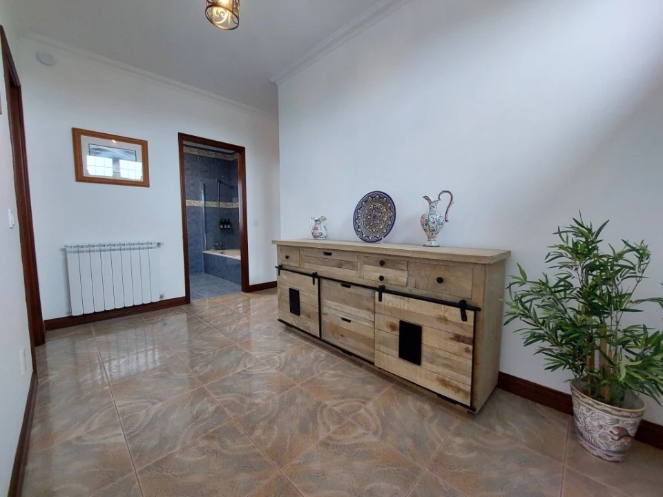 Moradia T4 para Venda em Alcobaça e Vestiaria Foto 42