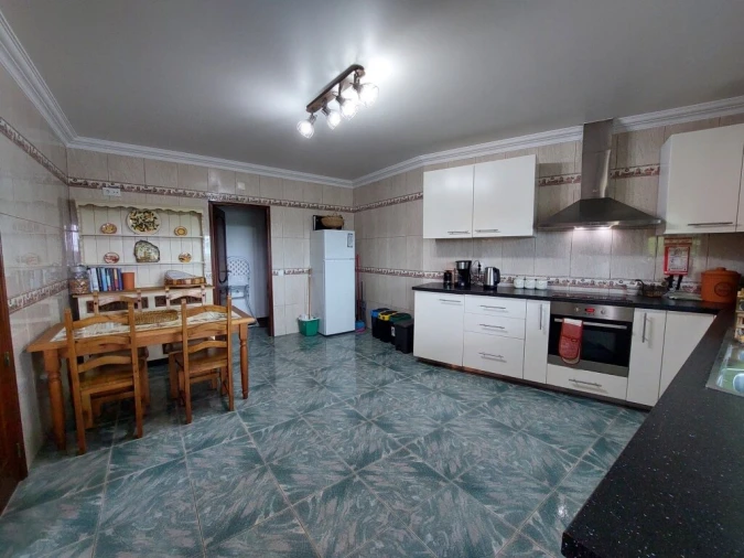 Moradia T4 para Venda em Alcobaça e Vestiaria Foto 19