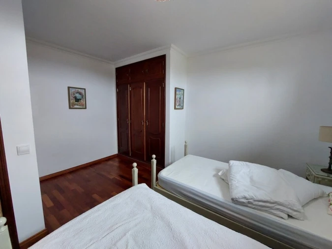 Moradia T4 para Venda em Alcobaça e Vestiaria Foto 55