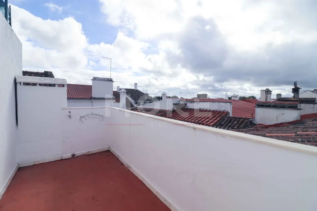 Moradia T2 para Venda em Évora (São Mamede, Sé, São Pedro e Santo Antão) Foto 1