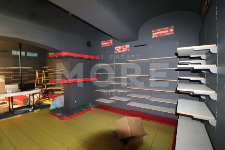 Loja para Venda em Évora (São Mamede, Sé, São Pedro e Santo Antão) Foto 2