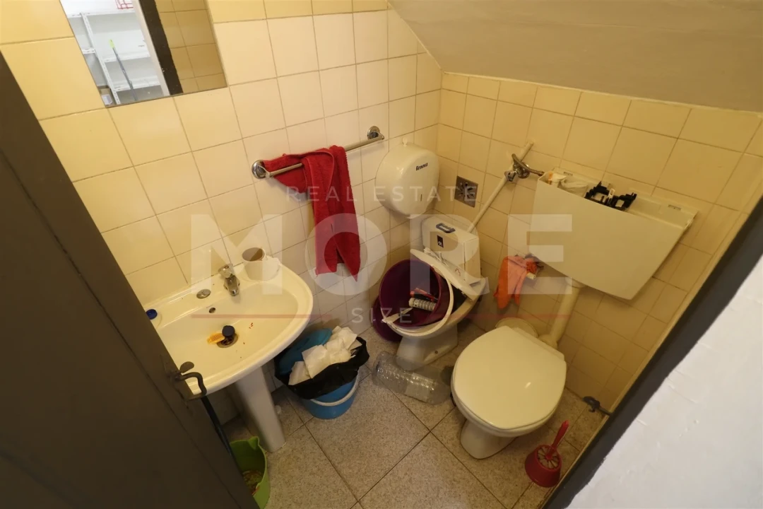 Loja para Venda em Évora (São Mamede, Sé, São Pedro e Santo Antão) Foto 8