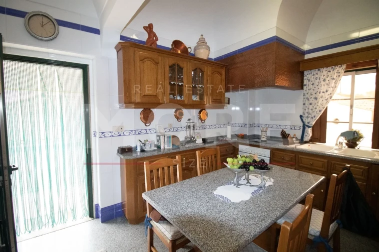 Moradia T5 para Venda em Bacelo e Senhora da Saúde Foto 13