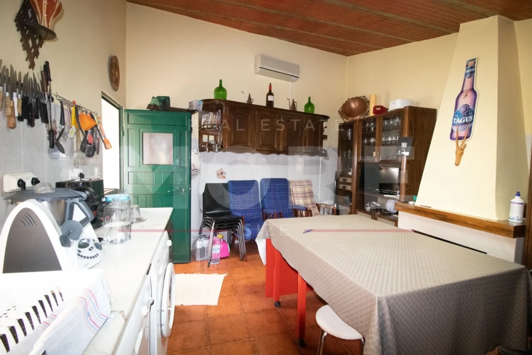 Moradia T5 para Venda em Bacelo e Senhora da Saúde Foto 24