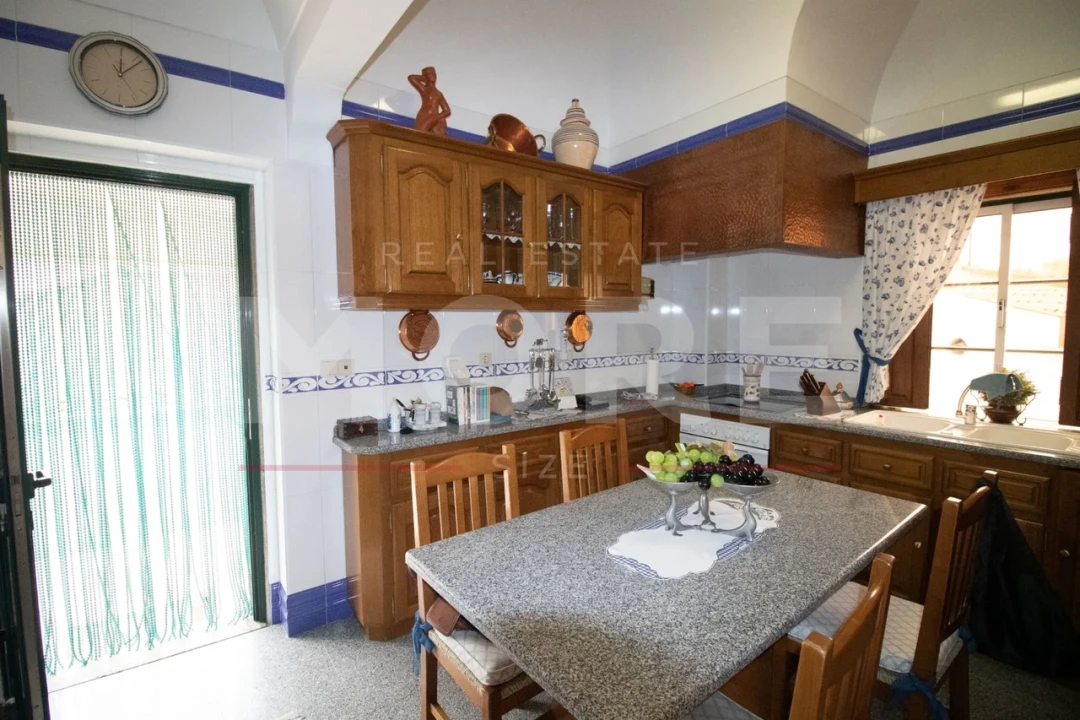 Moradia T5 para Venda em Bacelo e Senhora da Saúde Foto 13