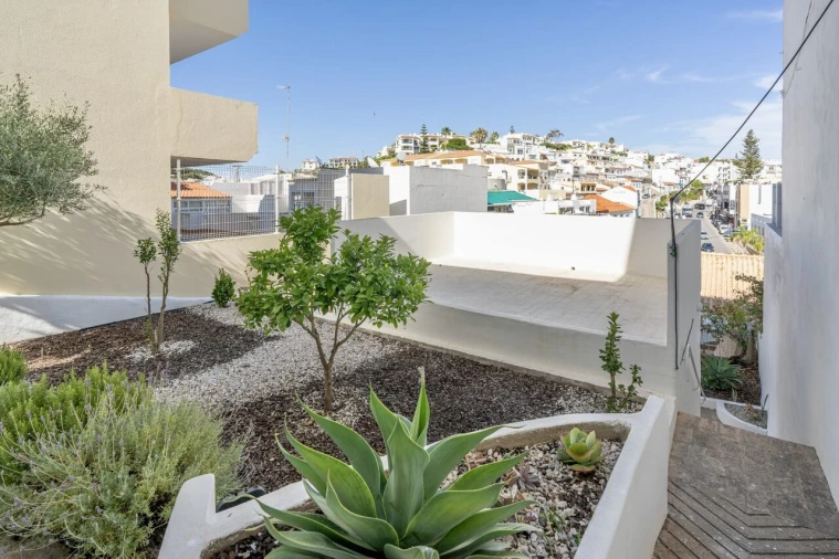 Prédio para Venda em Lagoa e Carvoeiro Foto 26