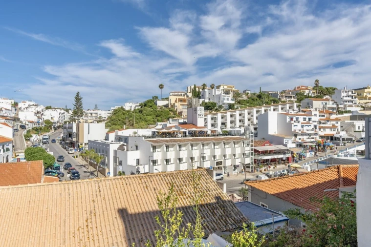 Prédio para Venda em Lagoa e Carvoeiro Foto 28