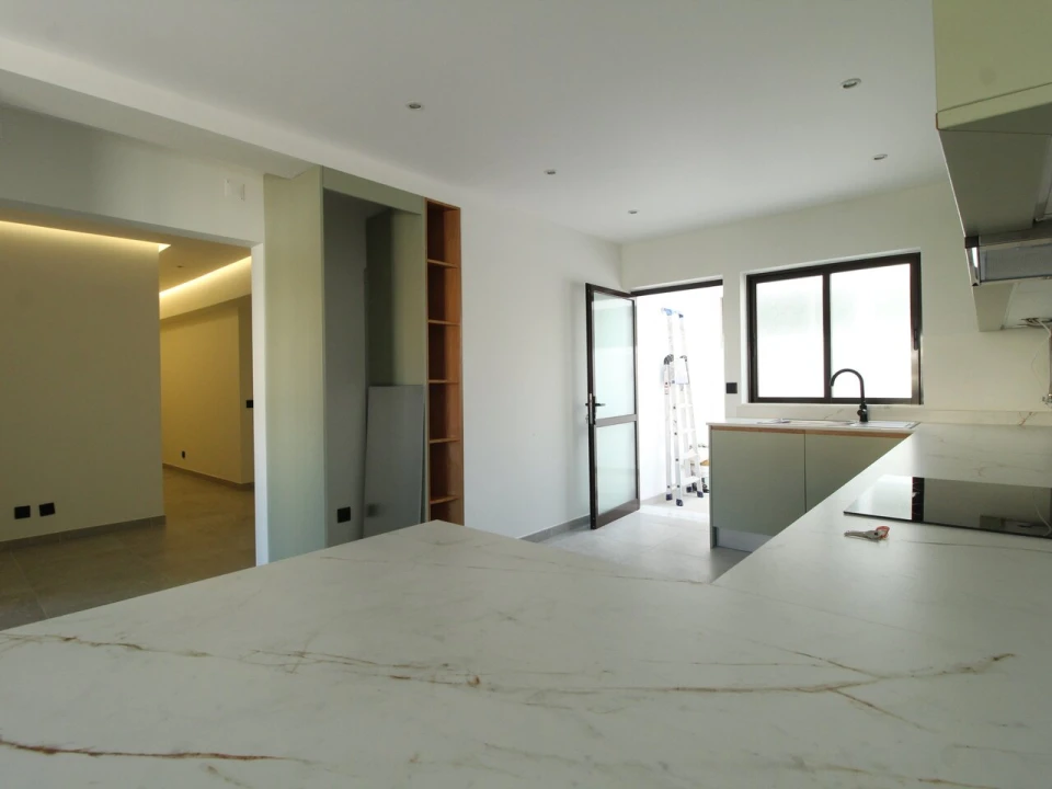 Apartamento T3 para Venda em Lagoa e Carvoeiro Foto 3