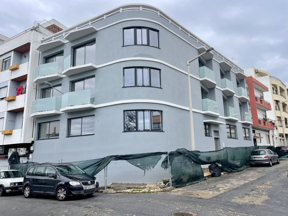 Prédio para Venda em Faro (Sé e São Pedro) Foto 1