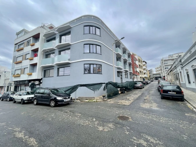 Prédio para Venda em Faro (Sé e São Pedro) Foto 9