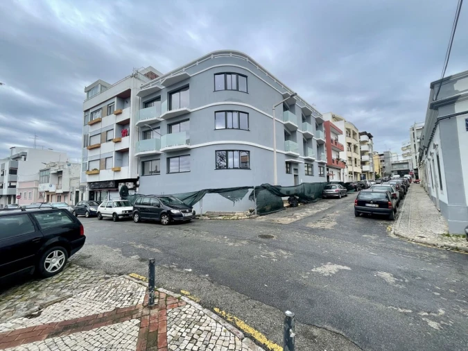 Prédio para Venda em Faro (Sé e São Pedro) Foto 13