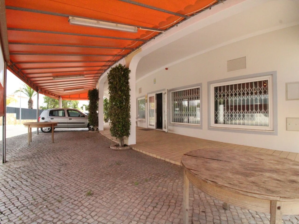 Loja para Venda em Lagoa e Carvoeiro Foto 11