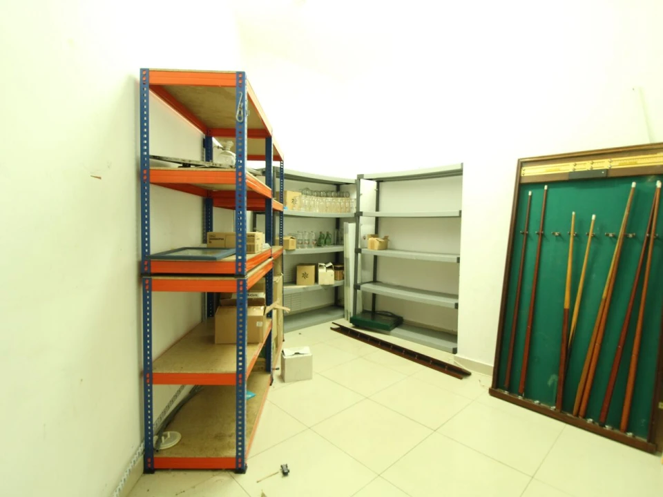 Loja para Venda em Lagoa e Carvoeiro Foto 10