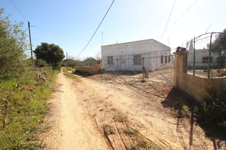 Moradia T4 para Venda em Lagoa e Carvoeiro Foto 3