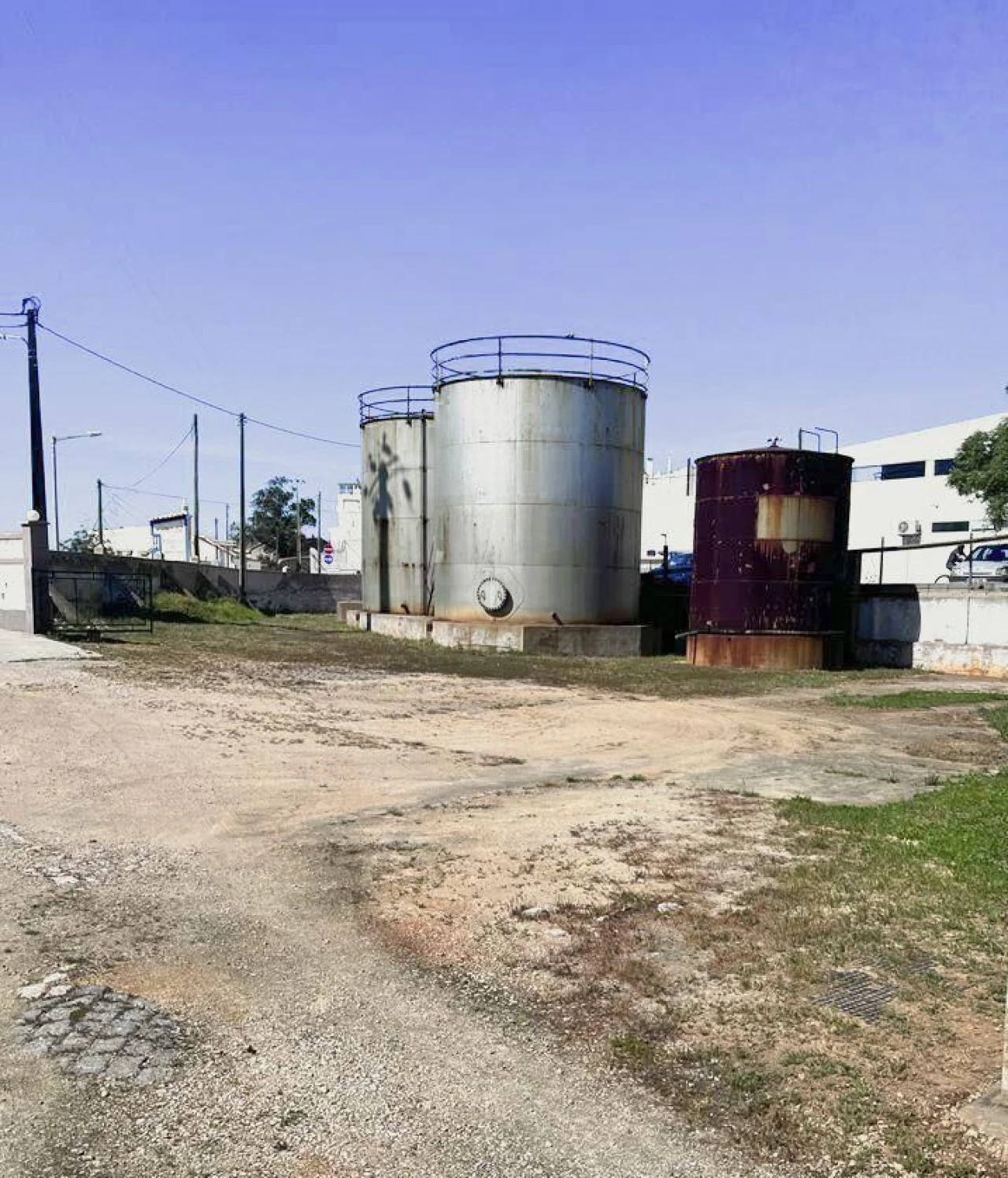 Armazém para Venda em Estômbar e Parchal Foto 4