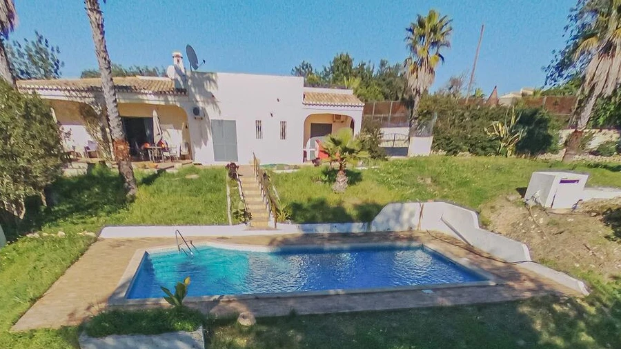 Quinta T3 para Venda em Estômbar e Parchal
