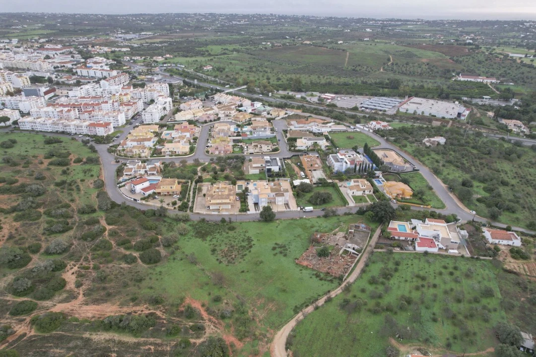 Moradia T2 para Venda em Lagoa e Carvoeiro Foto 2