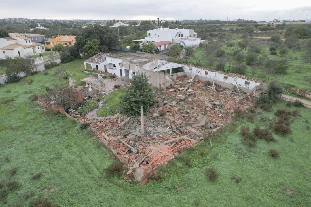 Moradia T2 para Venda em Lagoa e Carvoeiro Foto 4