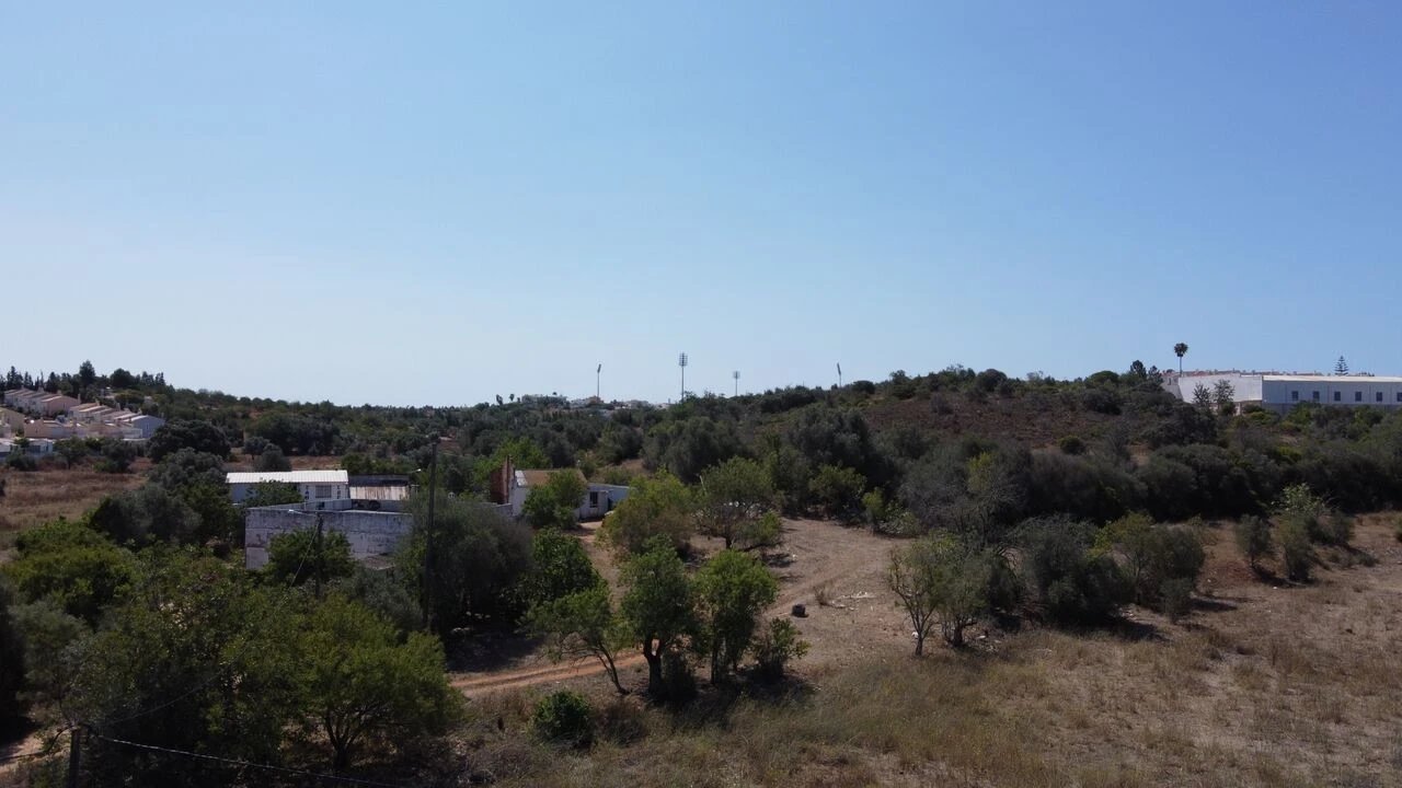 Terreno para Venda em Estômbar e Parchal Foto 6